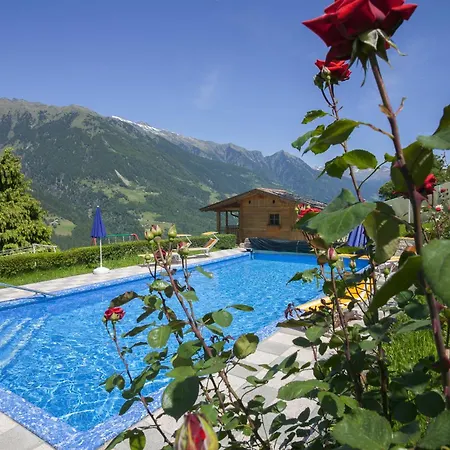 Hotel Garni Alpenhof-3
